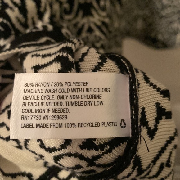 NWT Two-piece sweater dress set - Picture 6 of 10